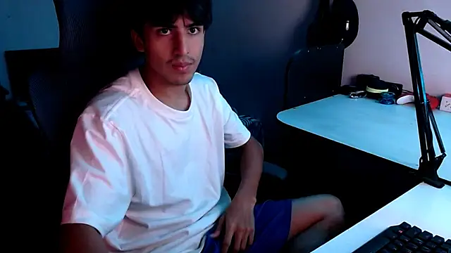 Snapshot of Thieves9 chatting on 01-20-25, 12:49 Thieves9 online show from 01-20-25, 12:49