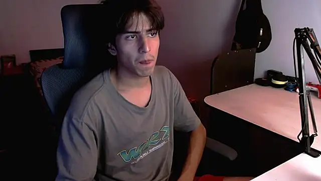 Snapshot of Thieves9 chatting on 02-05-25, 09:50 Thieves9 online show from 02-05-25, 09:50