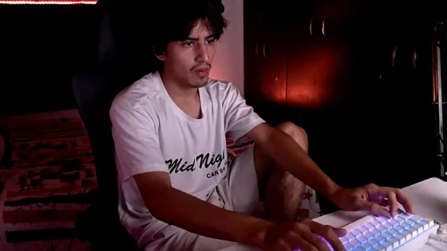 Snapshot of Thieves9 chatting on 02-28-25, 06:52 Thieves9 online show from 02-28-25, 06:52