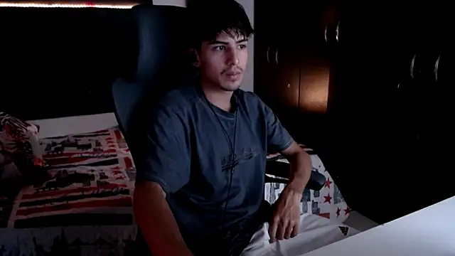 Snapshot of Thieves9 chatting on 03-17-25, 05:49 Thieves9 online show from 03-17-25, 05:49