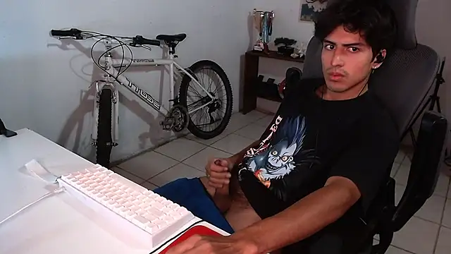 Snapshot of Thieves9 chatting on 10-22-25, 05:13 Thieves9 online show from 10-22-25, 05:13