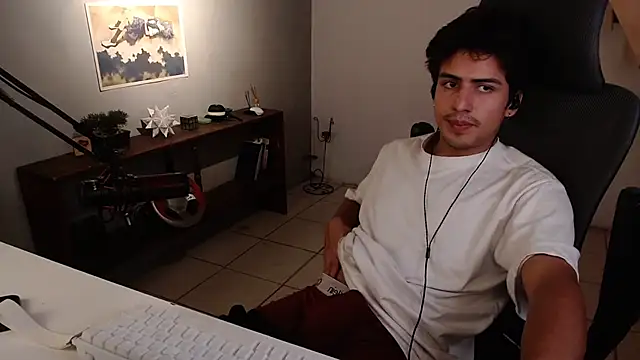 Snapshot of Thieves9 chatting on 02-19-26, 05:36 Thieves9 online show from 02-19-26, 05:36