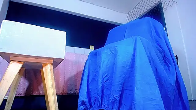 bellatrixx 69 online show from 11-15-25, 11:18