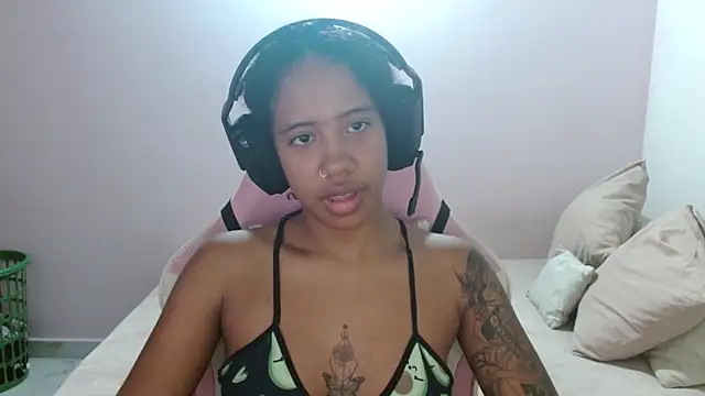 TiffanyRoouse online show from 12-14-24, 02:12