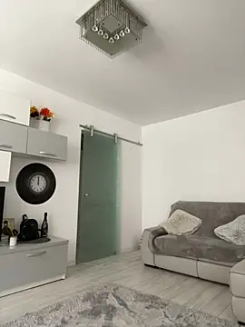  adelle online show from 03-08-25, 10:00