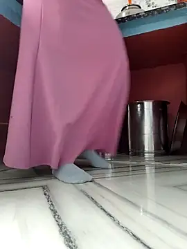 Snapshot of Archna-ji chatting on 03-17-25, 03:14 Archna-ji online show from 03-17-25, 03:14