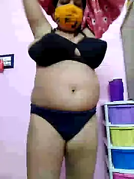 Snapshot of Kayra_34 chatting on 02-01-25, 10:59 Kayra 34 online show from 02-01-25, 10:59