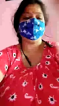 Snapshot of Kayra_34 chatting on 02-06-25, 02:33 Kayra 34 online show from 02-06-25, 02:33