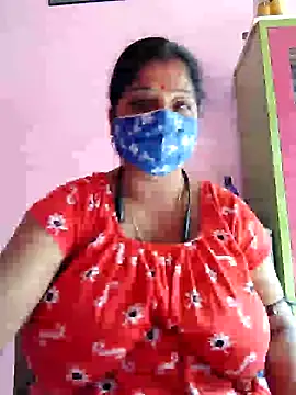 Snapshot of Kayra_34 chatting on 02-06-25, 06:18 Kayra 34 online show from 02-06-25, 06:18