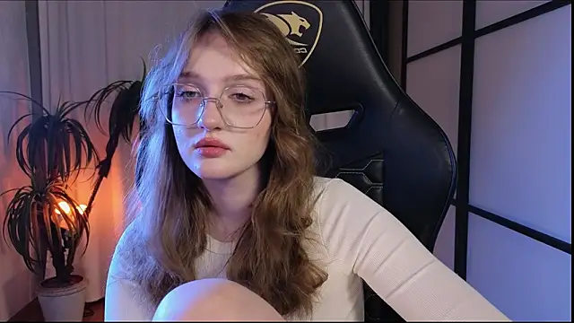 ELLIEJAY online show from 01-19-25, 03:29