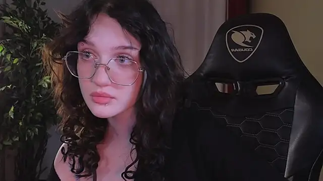 ELLIEJAY online show from 10-15-25, 05:18