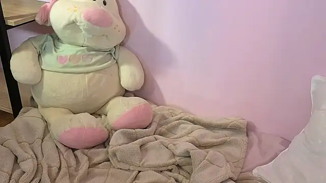 ELLIEJAY online show from 10-17-25, 05:43