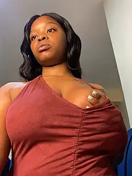 Snapshot of SexxyLunar chatting on 02-07-25, 08:44 SexxyLunar online show from 02-07-25, 08:44