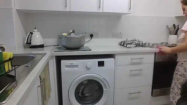 magical mia online show from 02-16-25, 11:38