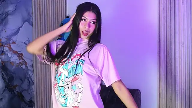 LissaWiild online show from 12-15-25, 08:13