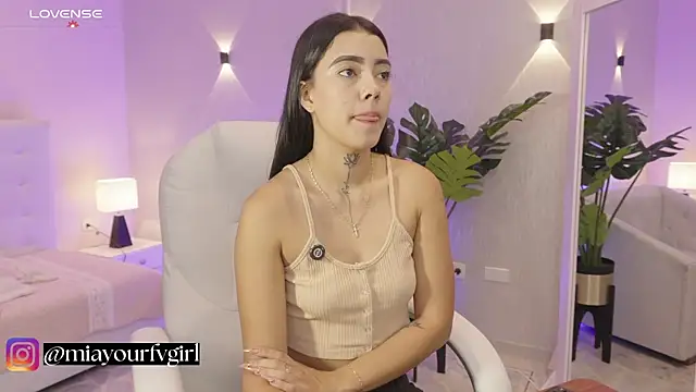 miagomezweb1 online show from 09-23-25, 01:14