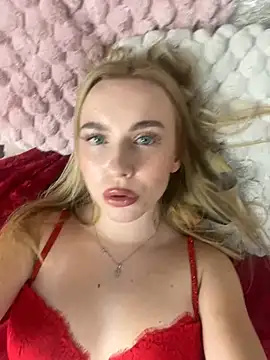 Snapshot of Nicole_blonde0 chatting on 02-08-25, 09:57 Nicole blonde0 online show from 02-08-25, 09:57