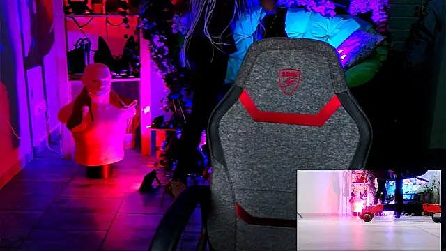 MonicaMaxwel online show from 11-07-25, 10:26