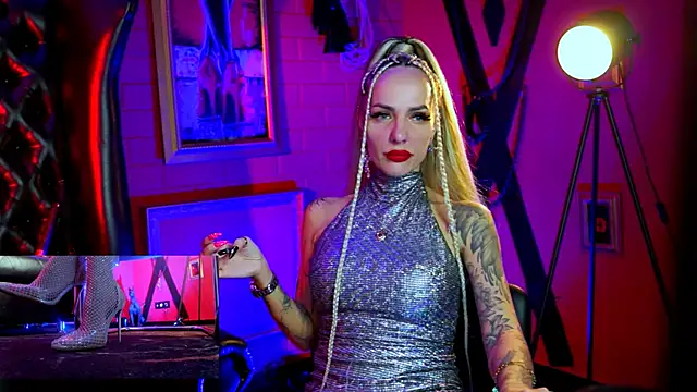 MonicaMaxwel online show from 02-09-26, 12:20