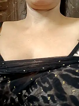 Snapshot of Ankita202 chatting on 09-21-25, 07:43 Ankita202 online show from 09-21-25, 07:43