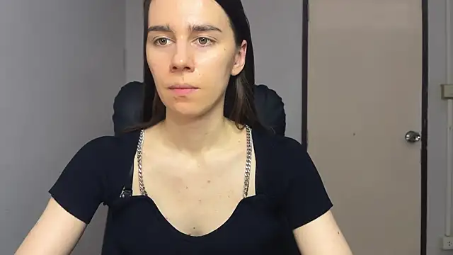 SassyJessi online show from 10-30-25, 04:03