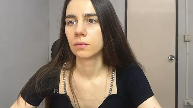 SassyJessi online show from 11-22-25, 04:11