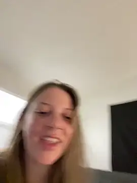 molly witha chance online show from 02-11-25, 05:47