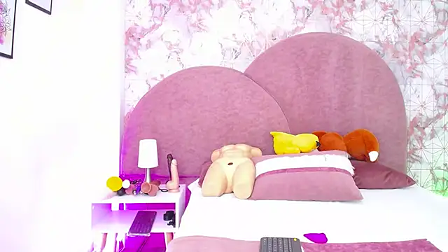 LexaDeRusso online show from 03-17-25, 07:48