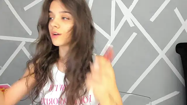 BabyAylin online show from 01-09-25, 05:23