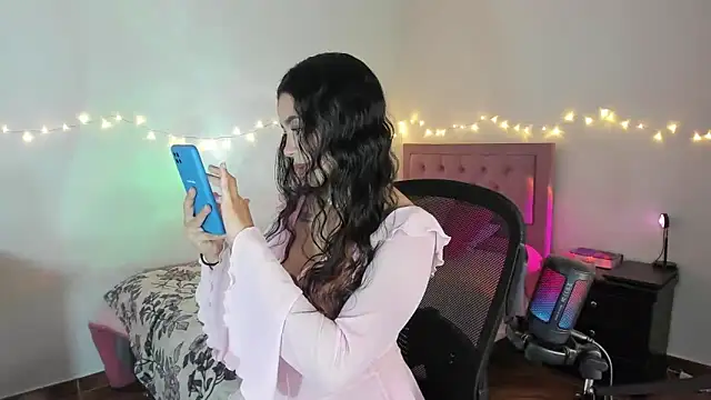 youpinkgirl  online show from 12-15-25, 10:03