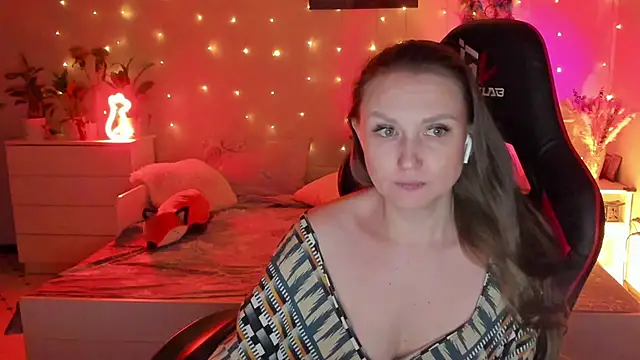 desperatehousewife   online show from 01-21-25, 05:51