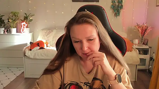 desperatehousewife   online show from 01-31-25, 10:42