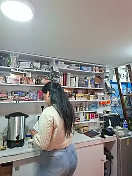 Snapshot of Sophie-hatter chatting on 07-08-26, 04:33 Sophie-hatter online show from 07-08-26, 04:33