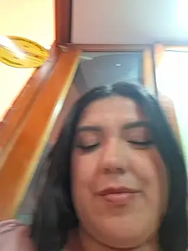 Snapshot of Sophie-hatter chatting on 07-14-26, 06:35 Sophie-hatter online show from 07-14-26, 06:35