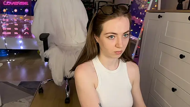 LinaWitch online show from 12-13-24, 04:38