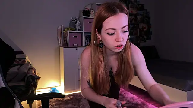 LinaWitch online show from 11-16-25, 05:35