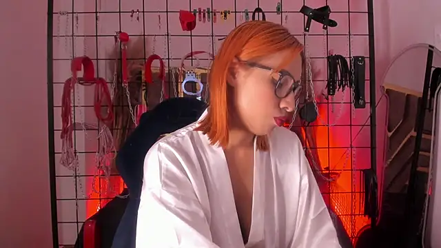 charrlotte quinn online show from 02-19-25, 08:31