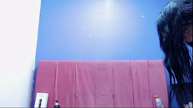 agathacorlincm101 online show from 09-24-25, 07:28