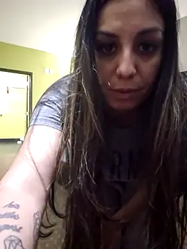 Snapshot of IndiaBlaze chatting on 02-28-25, 04:21 IndiaBlaze online show from 02-28-25, 04:21