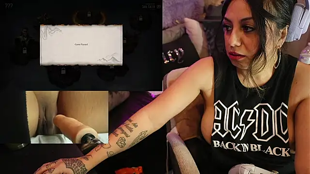 Snapshot of IndiaBlaze chatting on 11-01-25, 04:03 IndiaBlaze online show from 11-01-25, 04:03