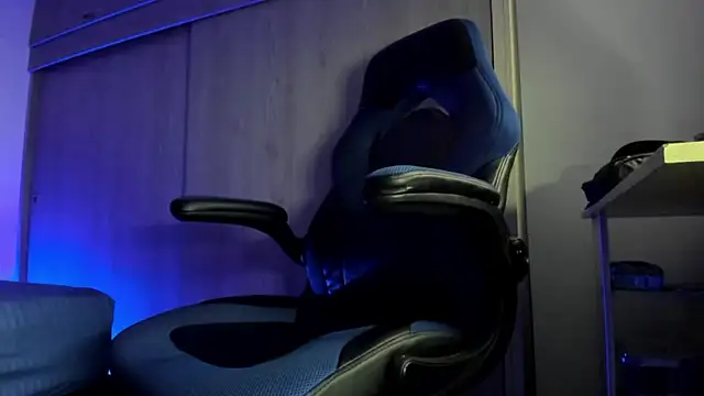 male pussy online show from 01-05-26, 08:45