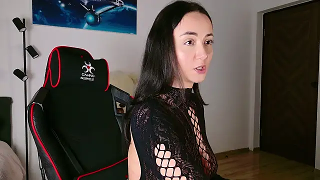 Snapshot of KatherineRyder chatting on 02-09-25, 04:29 KatherineRyder online show from 02-09-25, 04:29