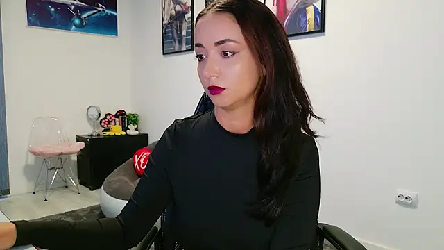 Snapshot of KatherineRyder chatting on 09-10-25, 04:07 KatherineRyder online show from 09-10-25, 04:07