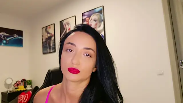 Snapshot of KatherineRyder chatting on 09-15-25, 05:13 KatherineRyder online show from 09-15-25, 05:13