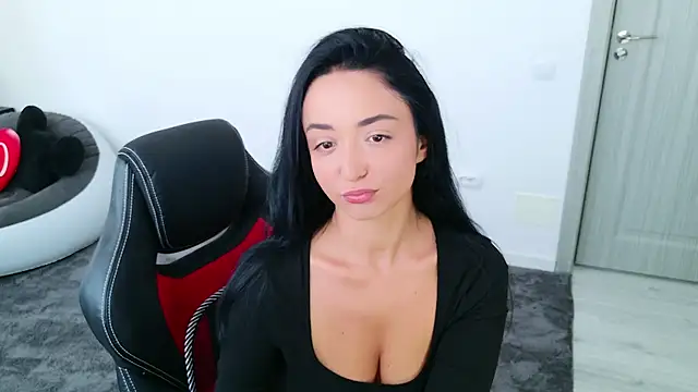 Snapshot of KatherineRyder chatting on 09-17-25, 08:05 KatherineRyder online show from 09-17-25, 08:05