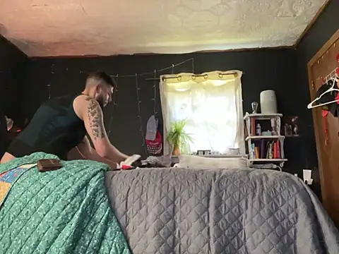 Snapshot of Tall_ItalianGuy chatting on 09-26-25, 07:29 Tall ItalianGuy online show from 09-26-25, 07:29