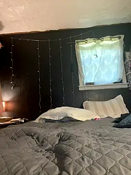 Snapshot of Tall_ItalianGuy chatting on 10-04-25, 03:43 Tall ItalianGuy online show from 10-04-25, 03:43