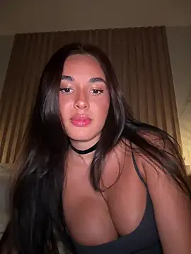 Snapshot of Lizhush_ chatting on 01-12-25, 05:11 Lizhush  online show from 01-12-25, 05:11