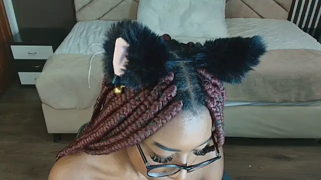 Raquel jones online show from 02-07-25, 05:40