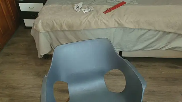 Raquel jones online show from 02-16-25, 02:32